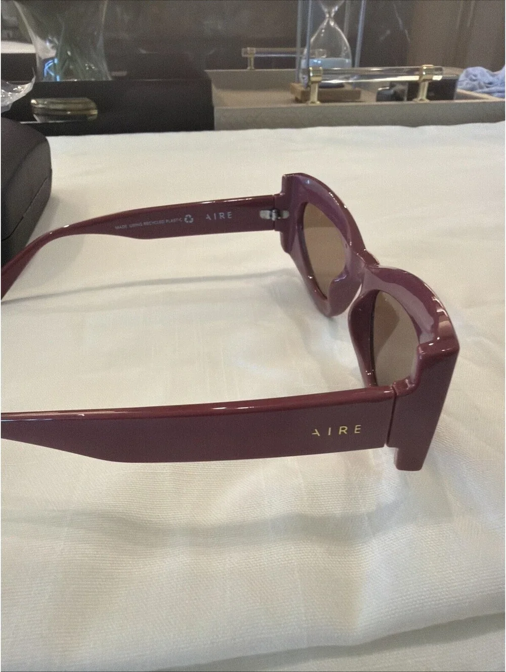 Aire Electra Sunglasses revolve Site